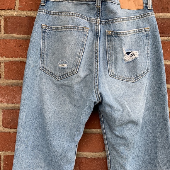 H&M Boyfriend jeans (US 2) - Picture 4 of 6